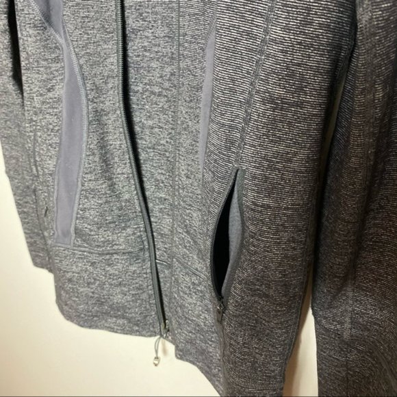 LULULEMON In Stride Jacket Heathered Coal & Grey - Picture 5 of 12